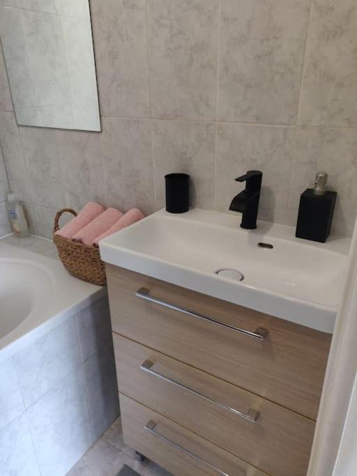 Nice Riviera Fabulous Seaside Apartment With 3 Bedrooms Exteriör bild